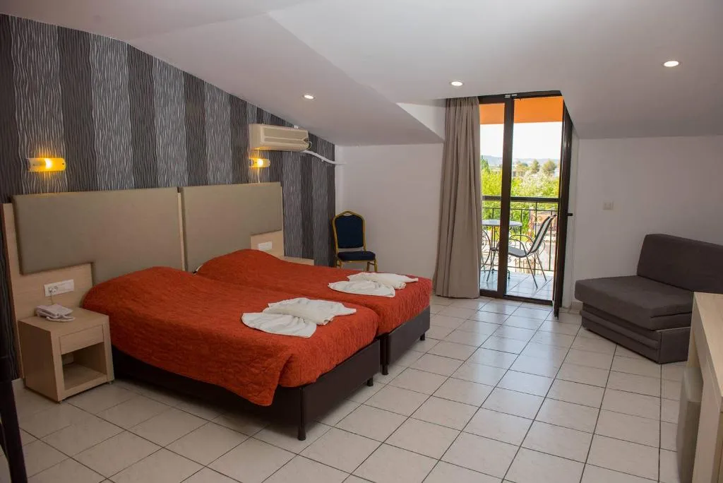 FAMILY ROOM BUNK BED Room, Alexander the Great Hotel, Zante