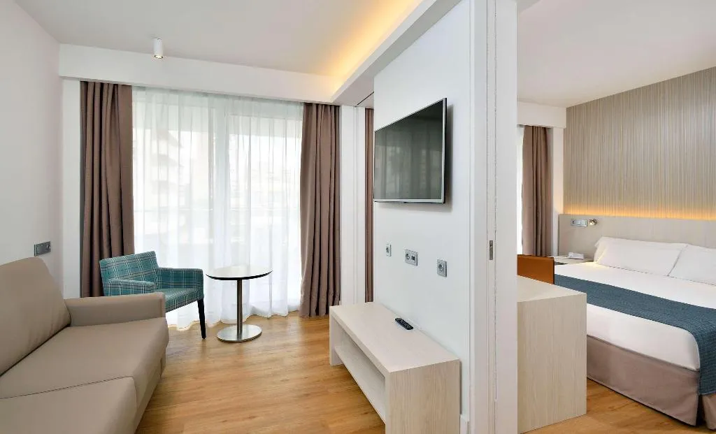 FAMILY ROOM STANDARD Room, Sol Torremolinos Don Pedro, Costa Del Sol