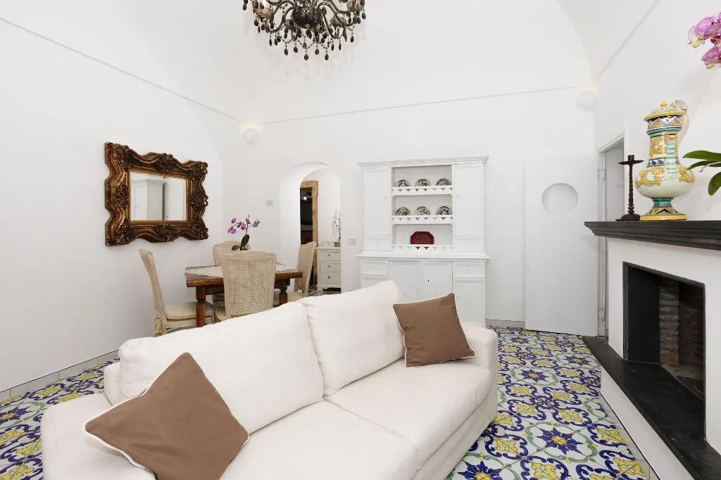 Room, Villa Principe Giovanni, Naples