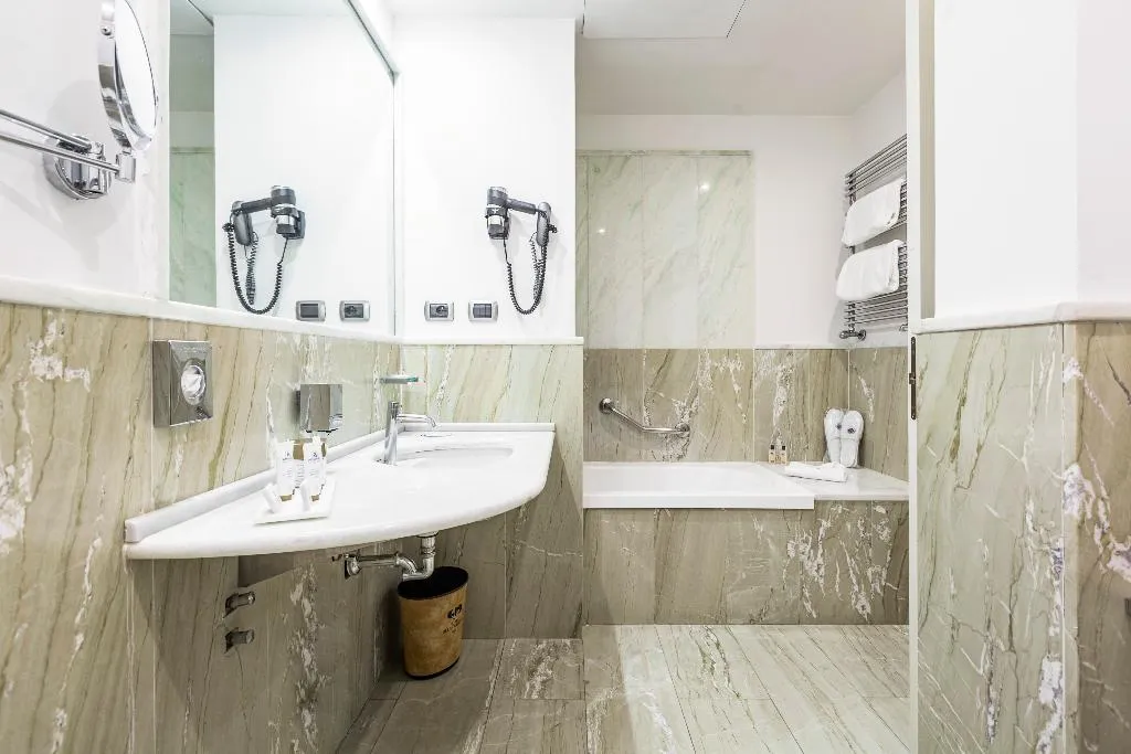 JUNIOR SUITE STANDARD Room, Delle Nazioni, Rome