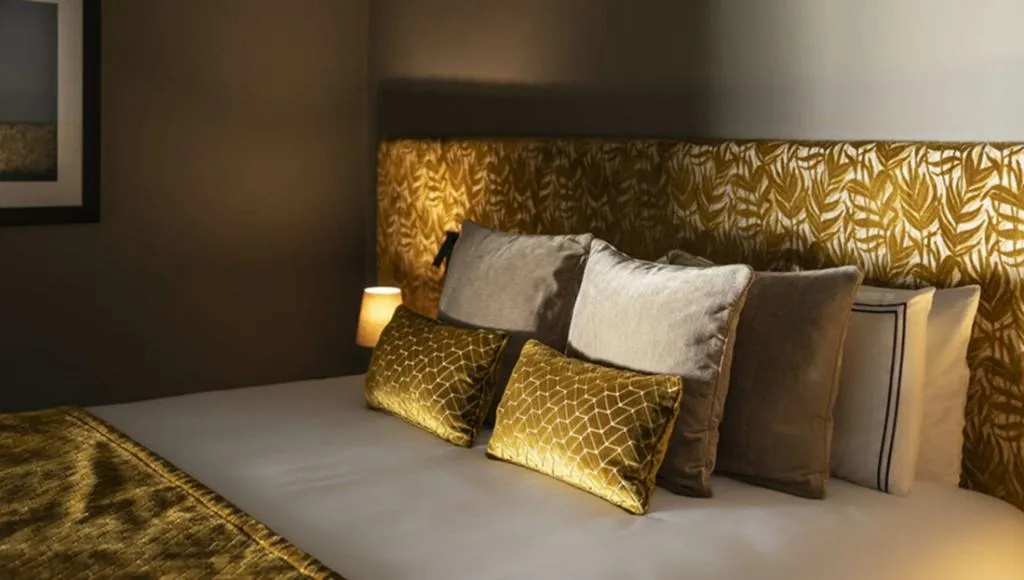 Room, The Waterfront Hotel, Malta