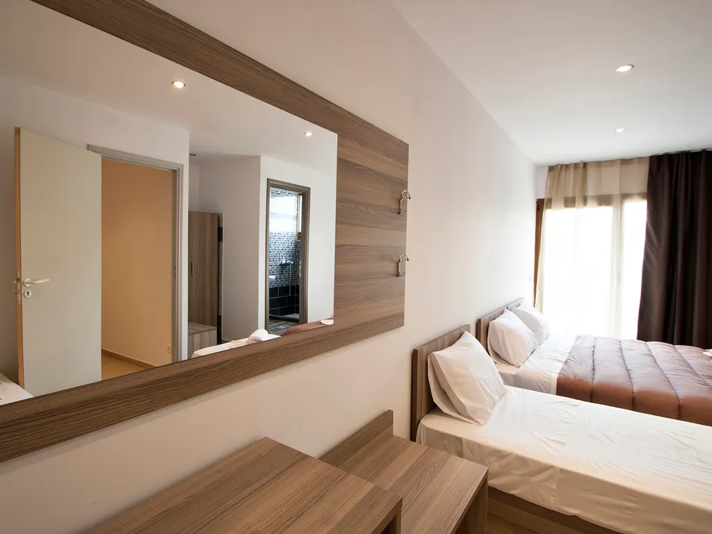 Room CAPACITY 5 Room, Pension Avocado, Skiathos