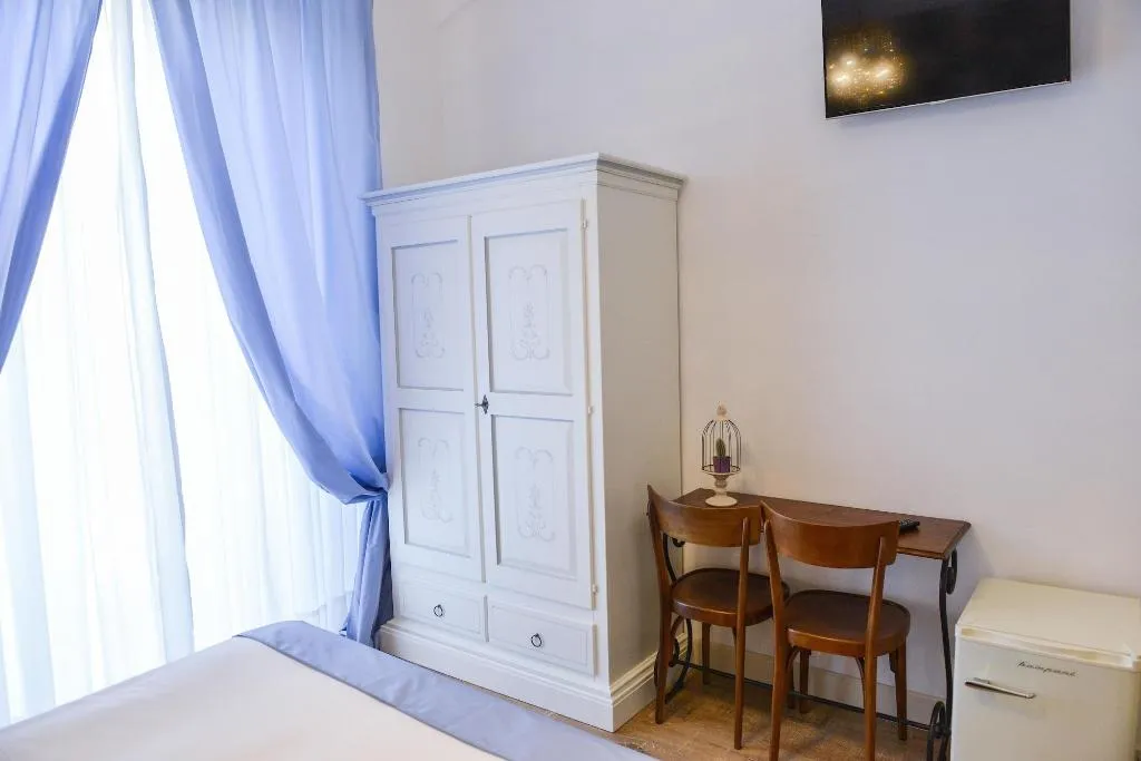 Room, Adelina Guesthouse, Naples