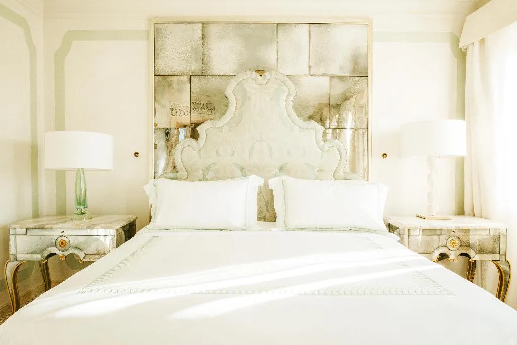 JUNIOR SUITE STANDARD Room, Hotel Cipriani, A Belmond Hotel, Venice, Venice