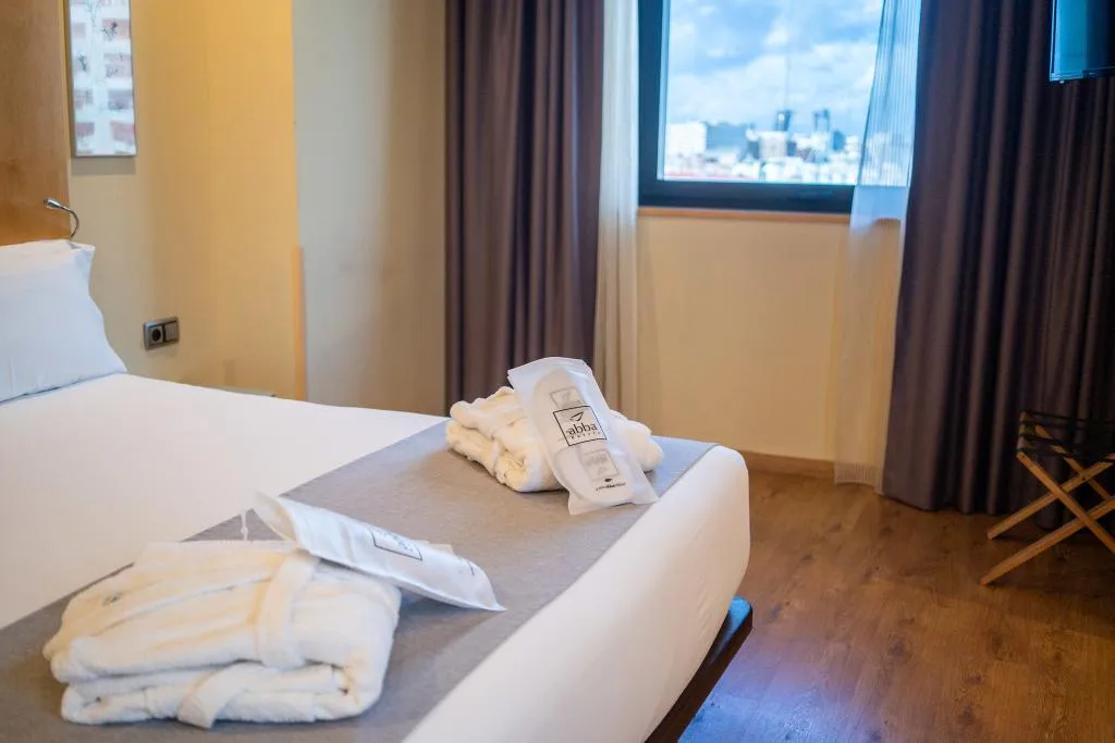 DOUBLE SINGLE USE PREMIUM Room, Abba Madrid, Madrid