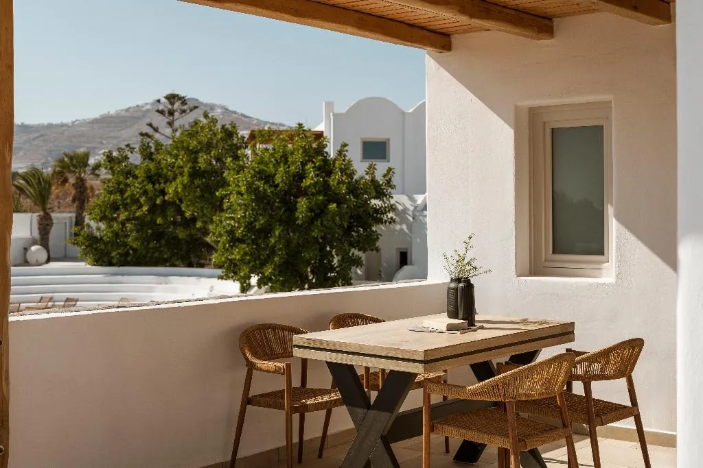 SUITE GRAND Room, Amaria Beach Resort, Athens