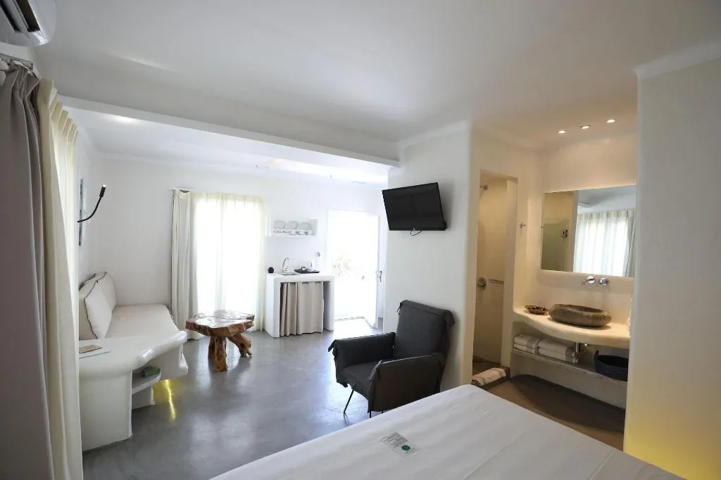 Room, Flaskos Suites, Mykonos