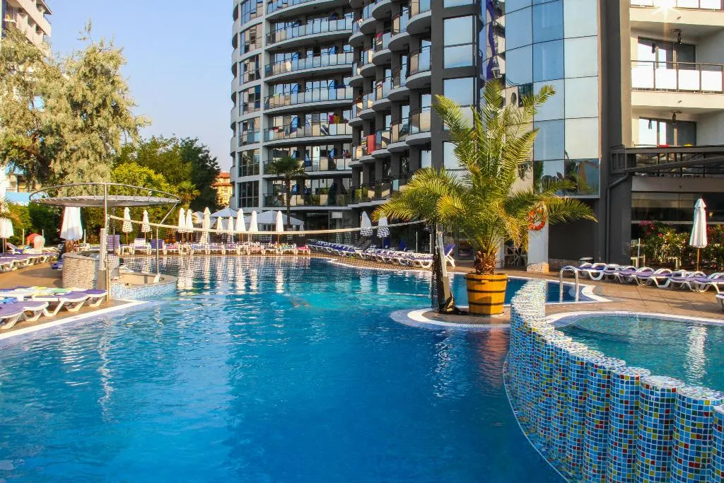 Pool, Meridian Hotel, Bourgas