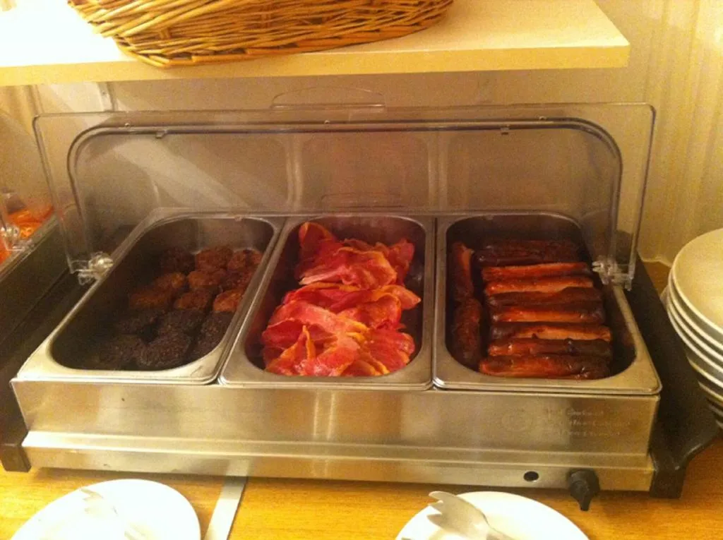Restaurant, Leeson Bridge Guesthouse, Dublin