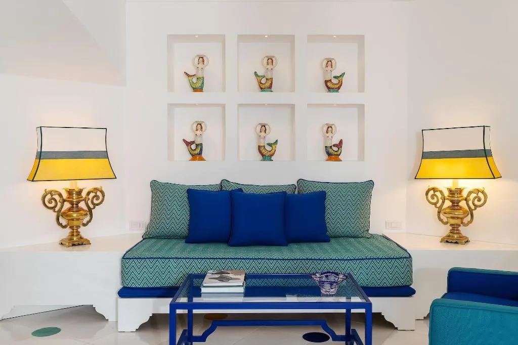 Room, Il San Pietro, Naples