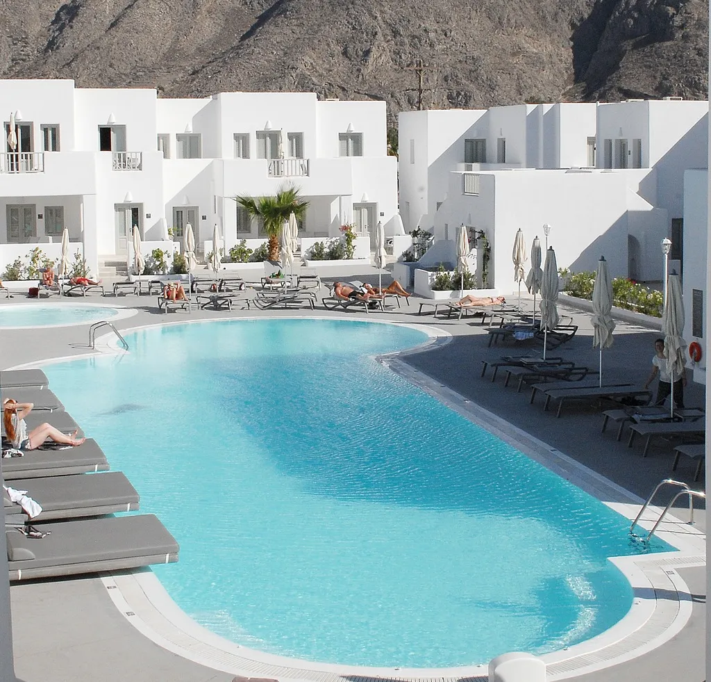 Pool, Aqua Blue Beach Hotel, Santorini