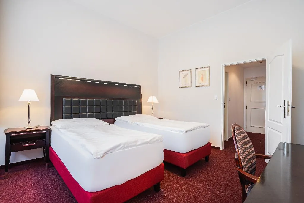 Double or Twin STANDARD Room, EA Hotel Tosca, Prague