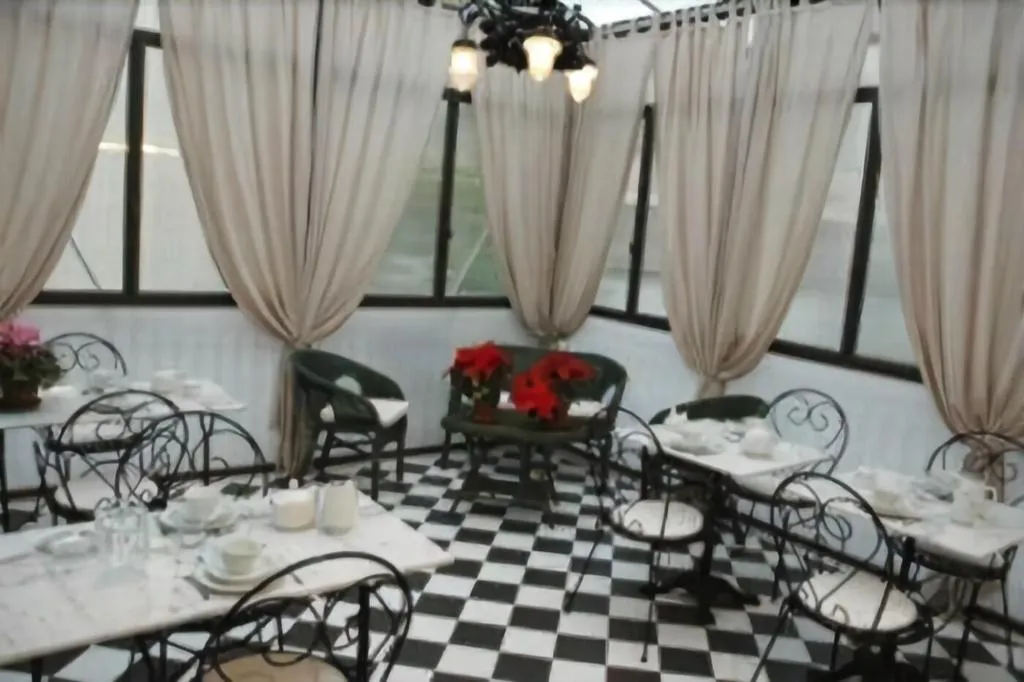 Restaurant, Palazzo Pantaleo, Palermo