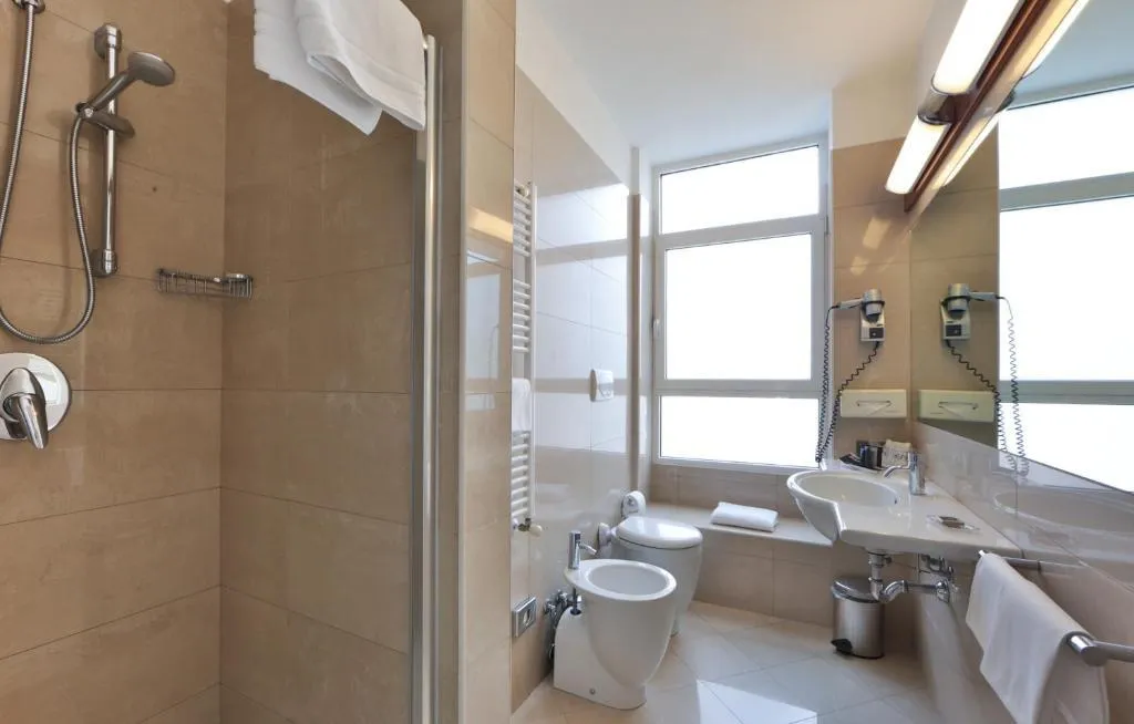 Double or Twin STANDARD Room, Best Western Hotel Madison, Milan