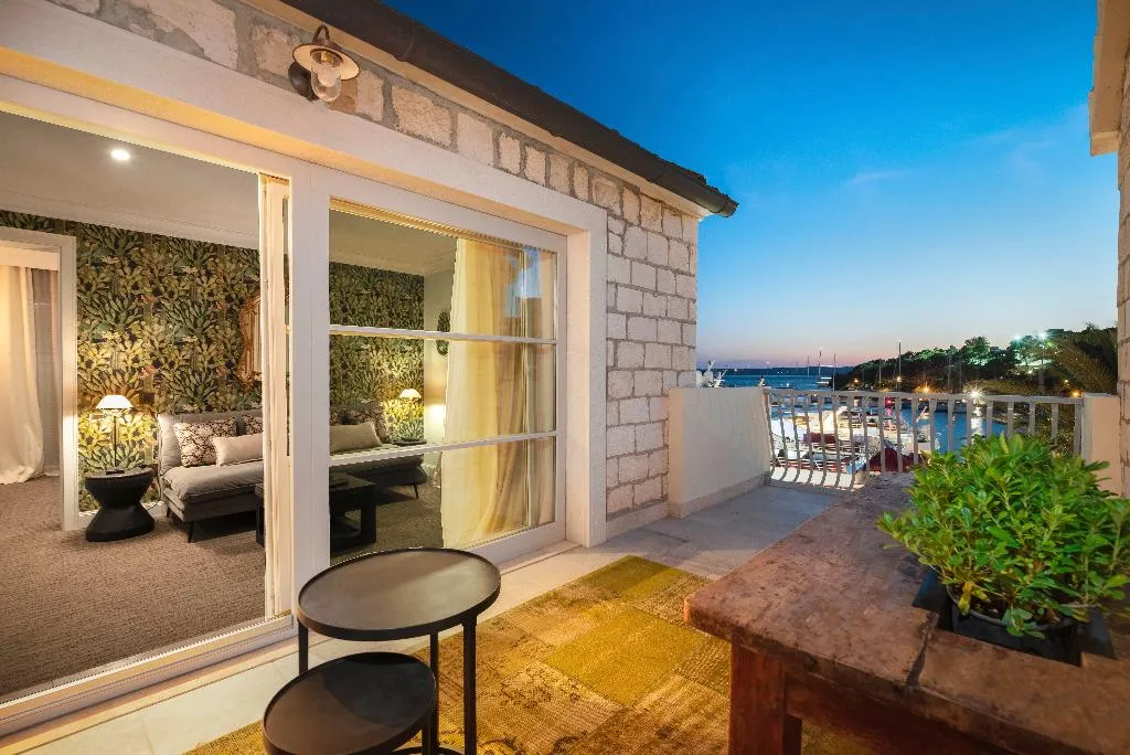 SUITE WITH TERRACE Room, Riva Marina Hvar Hotel, Split