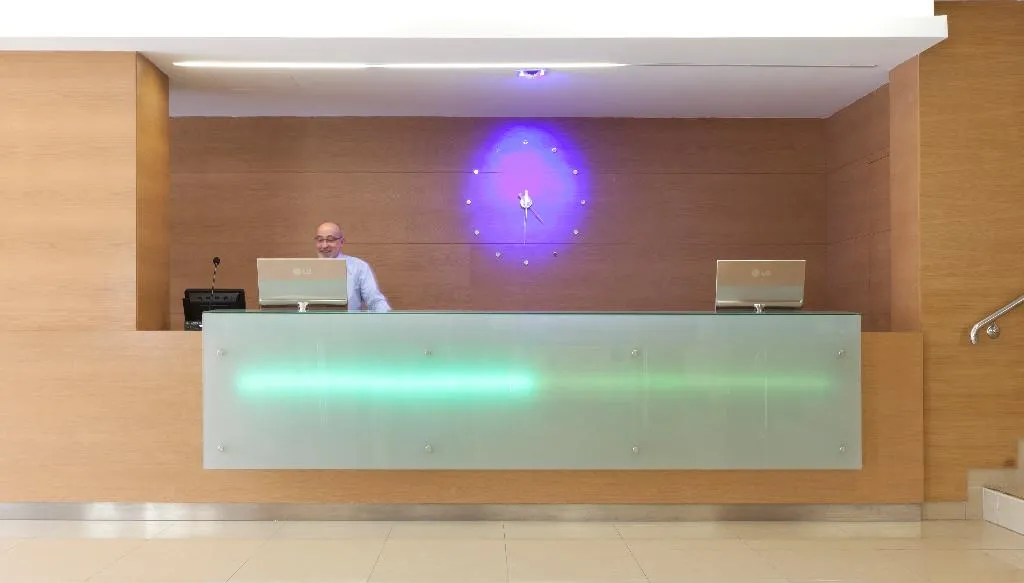 Lobby, Samos, Majorca