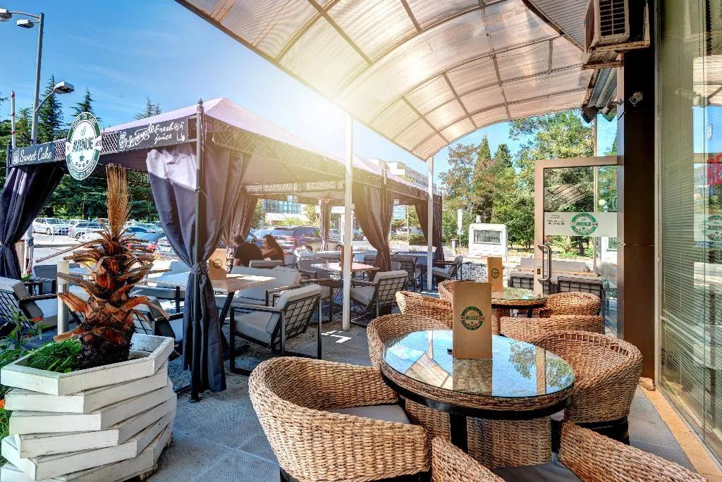 Bar, Avenue, Bourgas