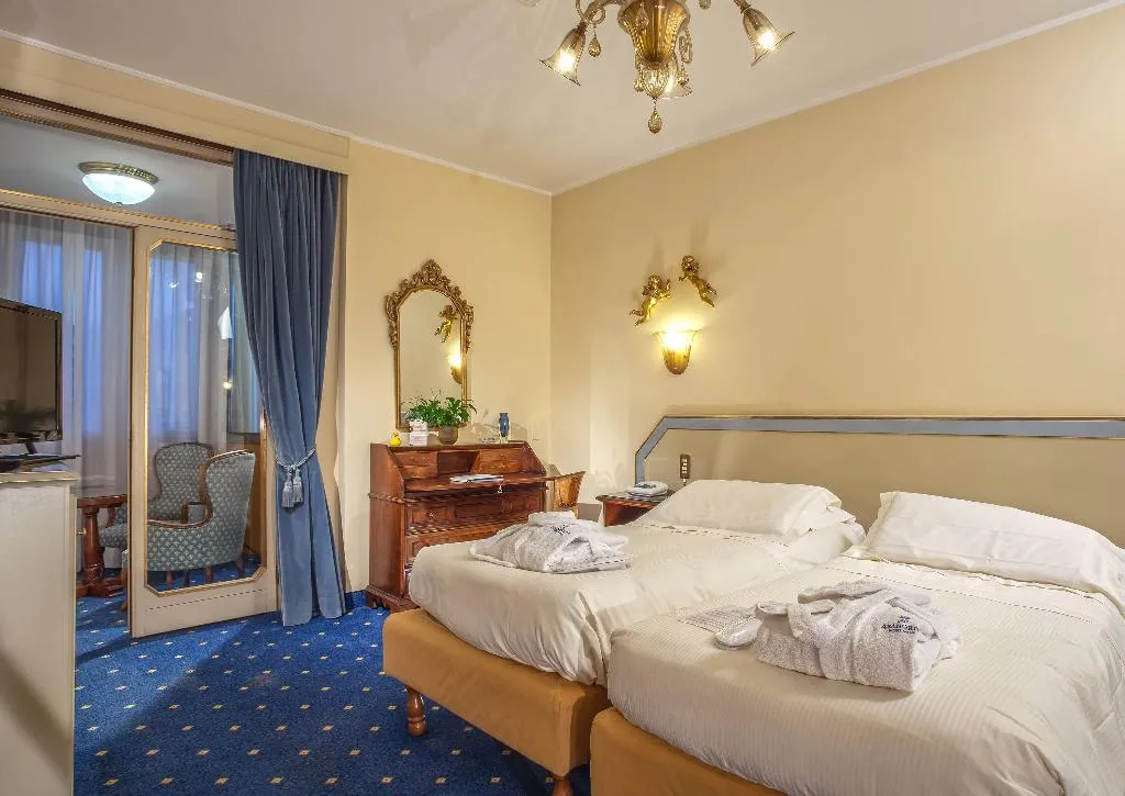 DOUBLE SUPERIOR Room, AbanoRITZ Hotel Thermae and Wellness, Venice