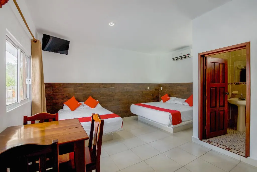 DOUBLE TWO BEDS Room, OYO Hotel Palma Real, Cancun Area