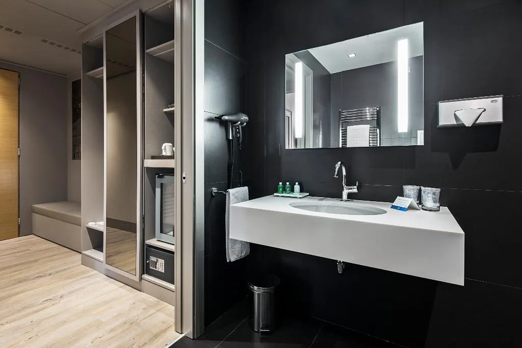 DOUBLE SUPERIOR Room, NH Collection Milano Touring, Milan