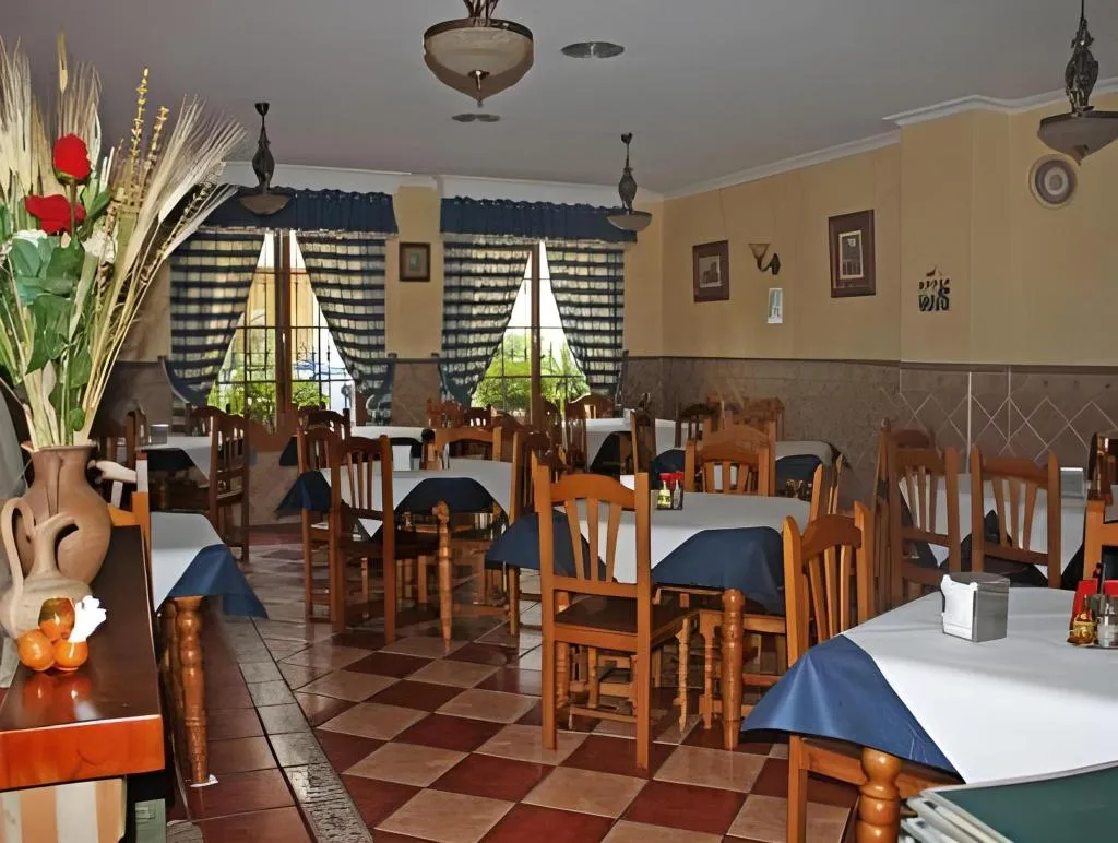 Restaurant, Hostal Apartamentos El Gallo, Costa Del Sol