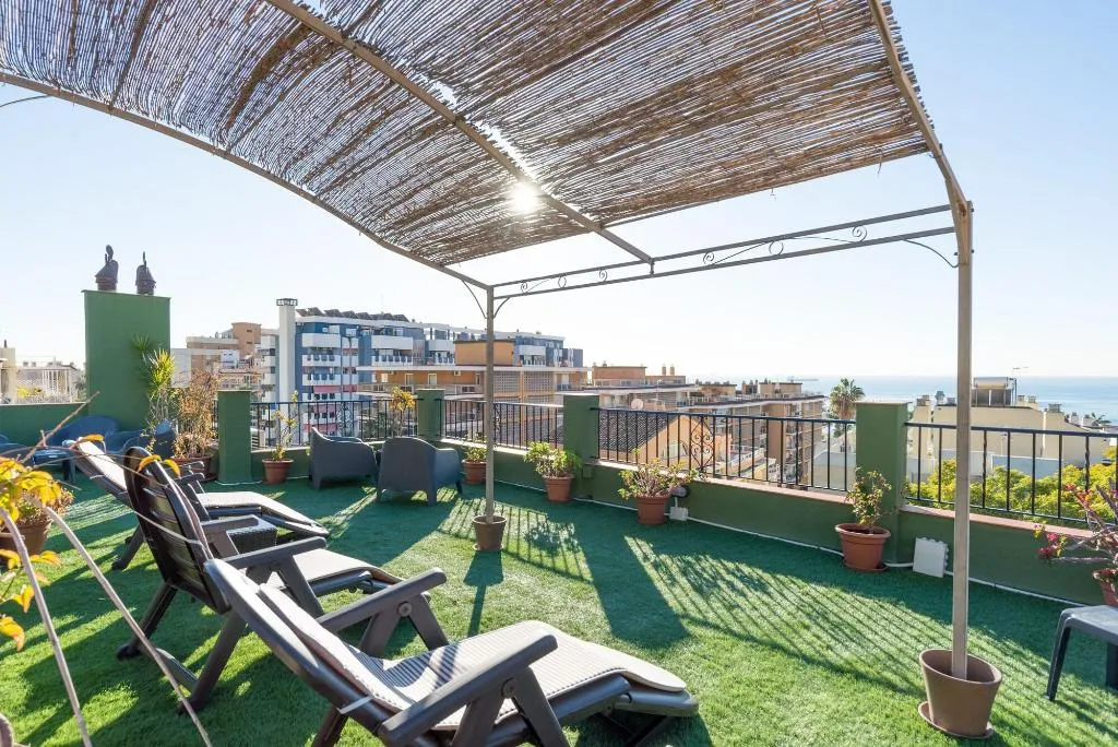 Terrace, California, Costa Del Sol