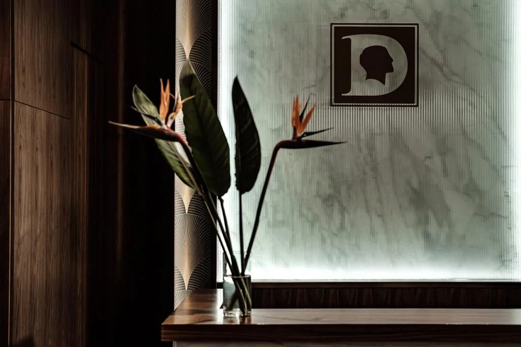 Lobby, Diplomat, Malta