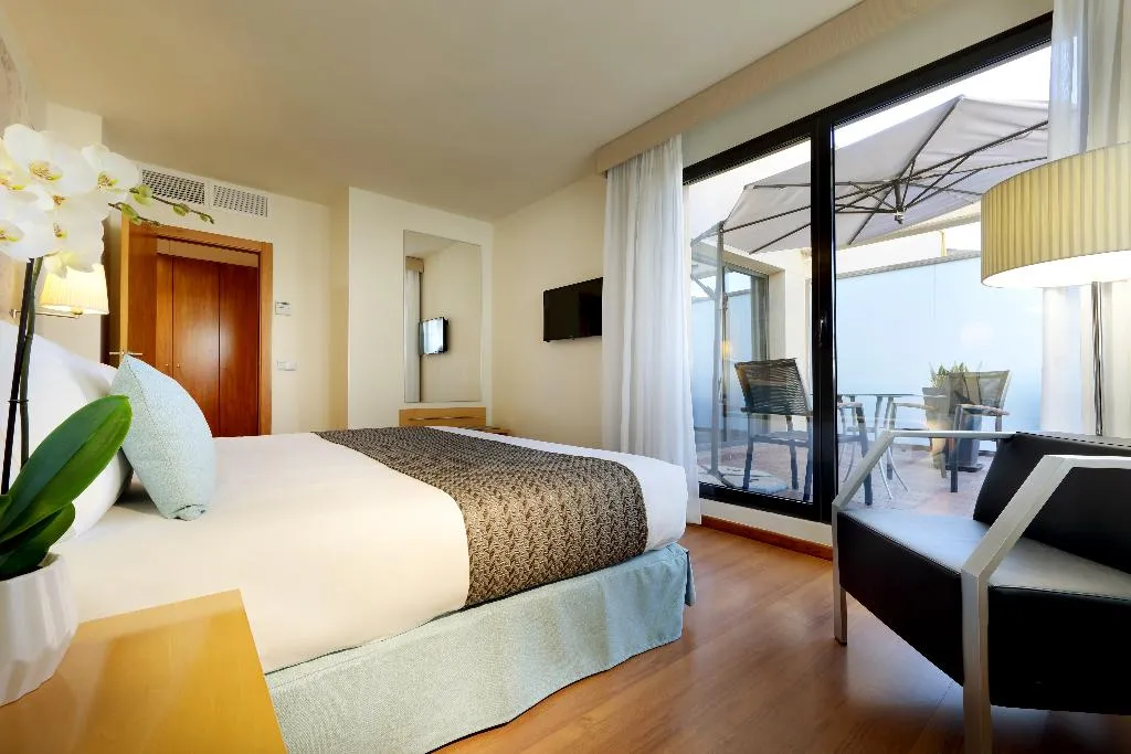 SUITE STANDARD Room, Eurostars Centrum Alicante, Costa Blanca