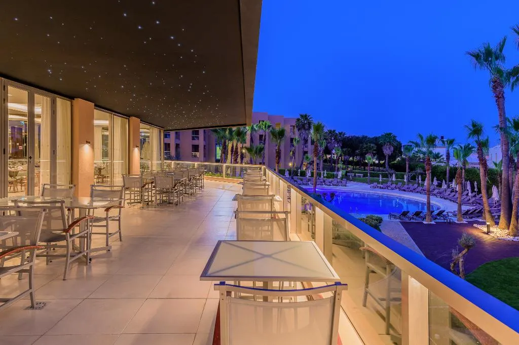 Restaurant, NAU Sao Rafael Suites, Algarve