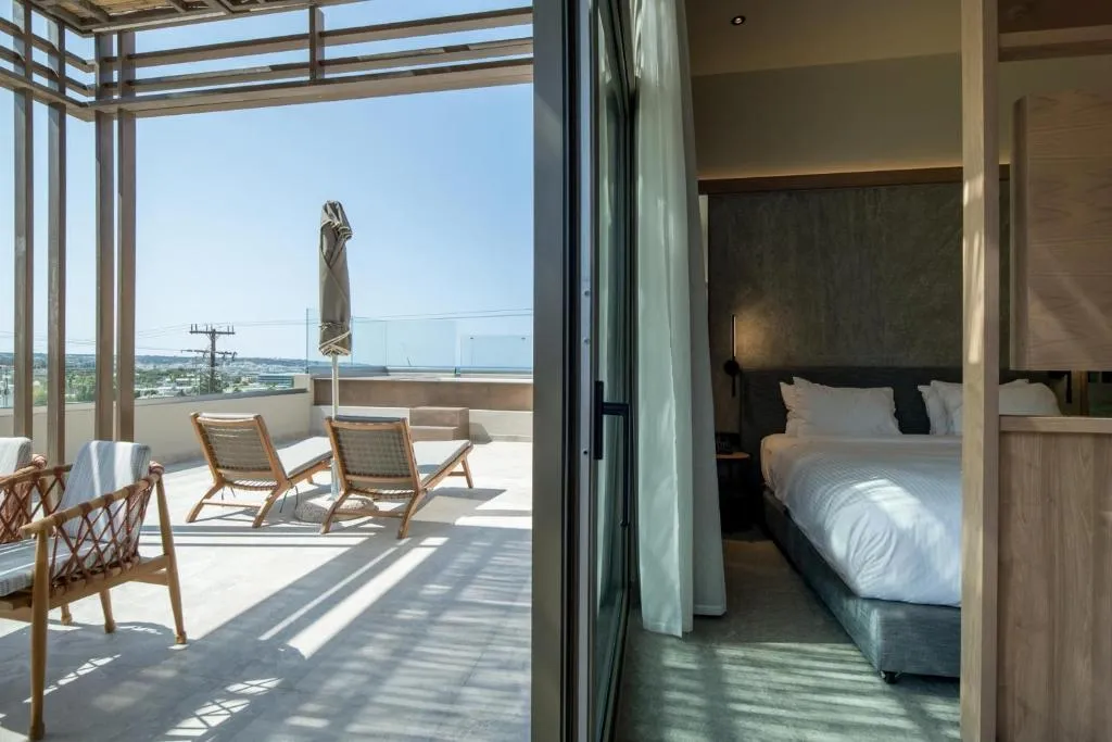 JUNIOR SUITE WITH JACUZZI Room, King Minos Retreat Resort and Spa, Crete