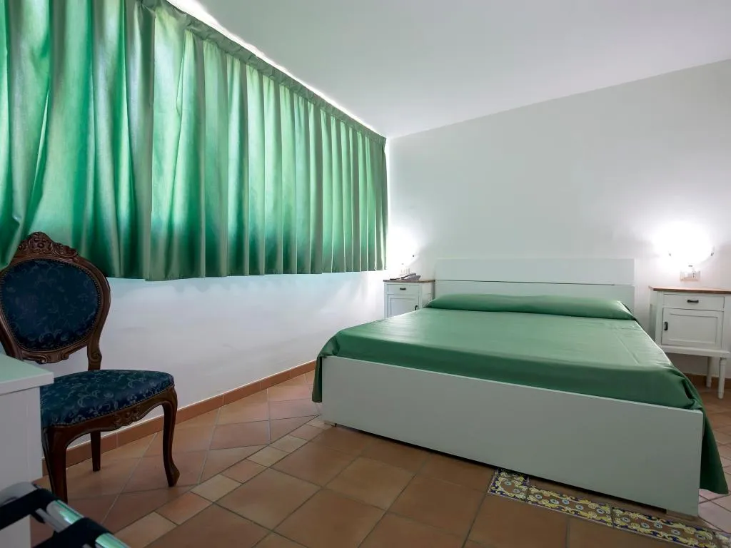 Double or Twin STANDARD Room, La Panoramica Hotel, Naples