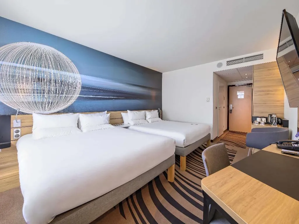 TWIN TWO BEDS Room, Novotel Krakow Centrum, Krakow