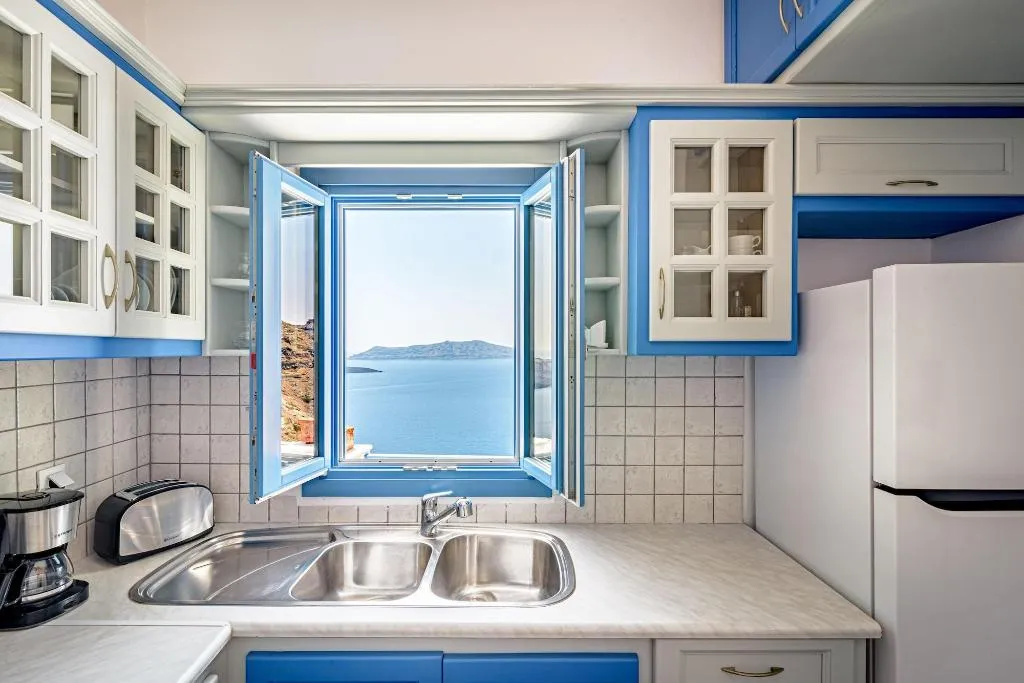 Room, Golden Grey Goose, Santorini