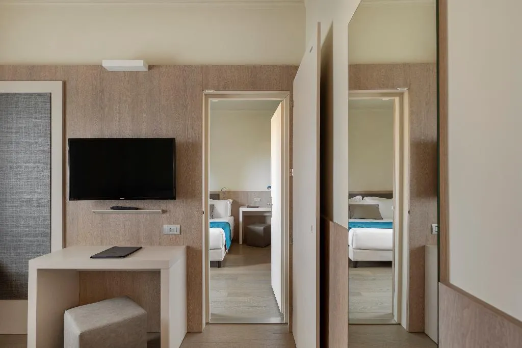 Room CONNECTING ROOM Room, Living Hotel Milano, Milan