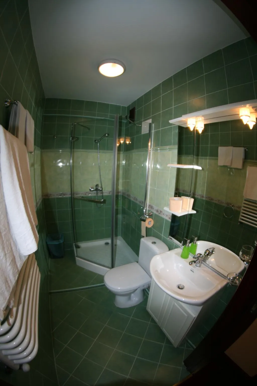 DOUBLE STANDARD Room, Daisy Superior, Krakow