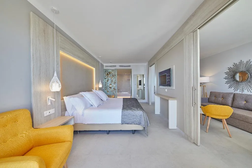 SUITE CAPACITY 3 Room, Bahia Principe Explore Fantasia All Inclusive, Tenerife