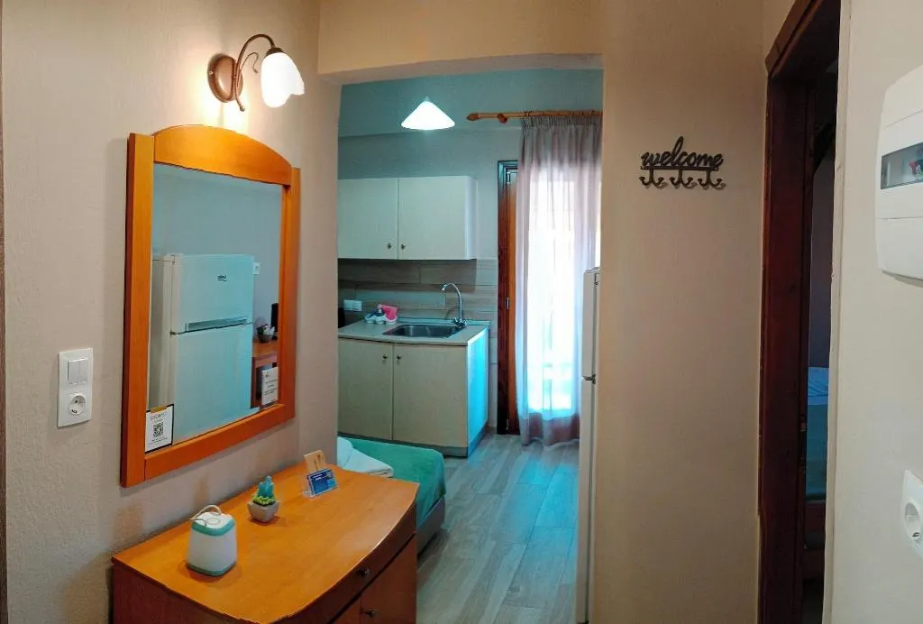 Room, Prosforio, Thessaloniki