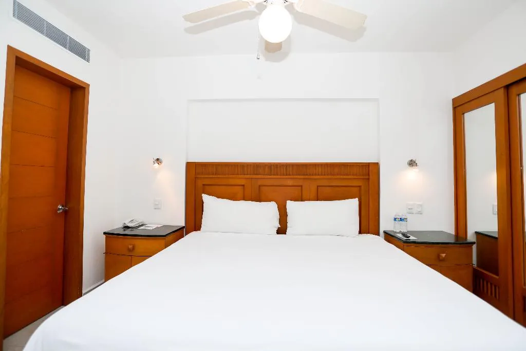 JUNIOR SUITE KING SIZE BED Room, Ambiance Suites Cancun, Cancun Area