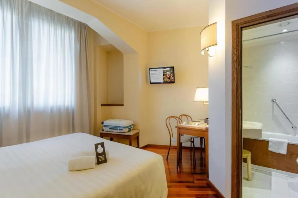DOUBLE SINGLE USE COMFORT Room, B&B Hotel Firenze Pitti Palace al Ponte Vecchio, Florence