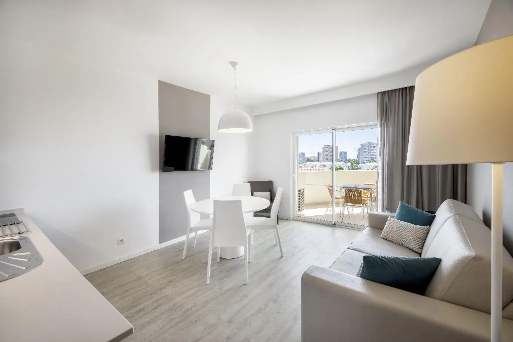APARTMENT PREMIUM SEA VIEW Room, AlvorMar Apartamentos Turisticos, Algarve