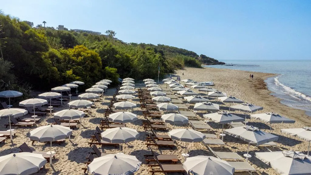 Beach, Mangia's Torre del Barone Resort, Catania
