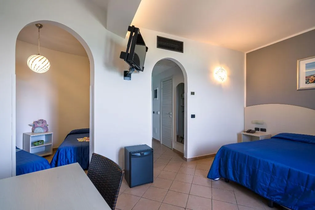 QUADRUPLE SEA VIEW Room, Carlton Riviera, Palermo