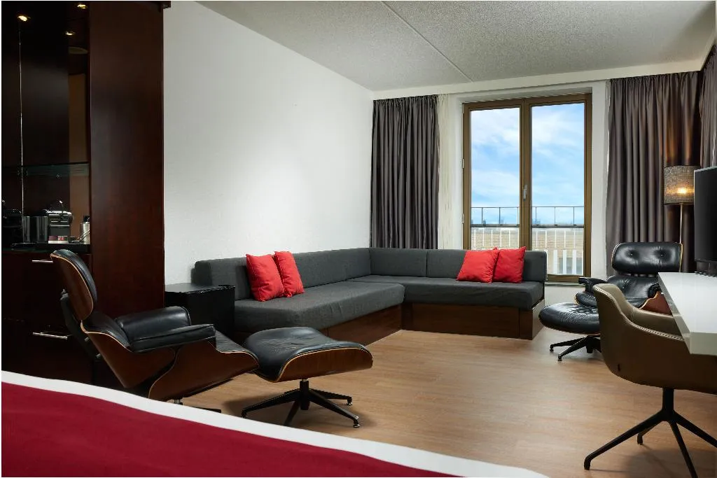 TRIPLE STANDARD Room, WestCord Fashion Hotel Amsterdam, Amsterdam