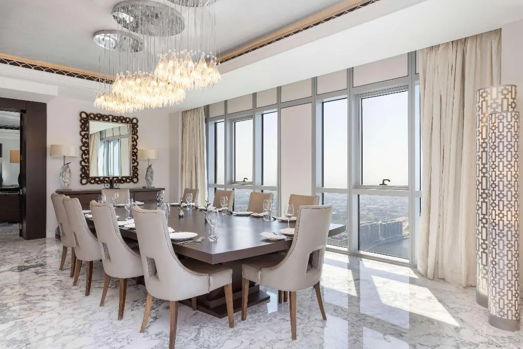SUITE CAPACITY 8 Room, Hilton Dubai Al Habtoor City, Dubai