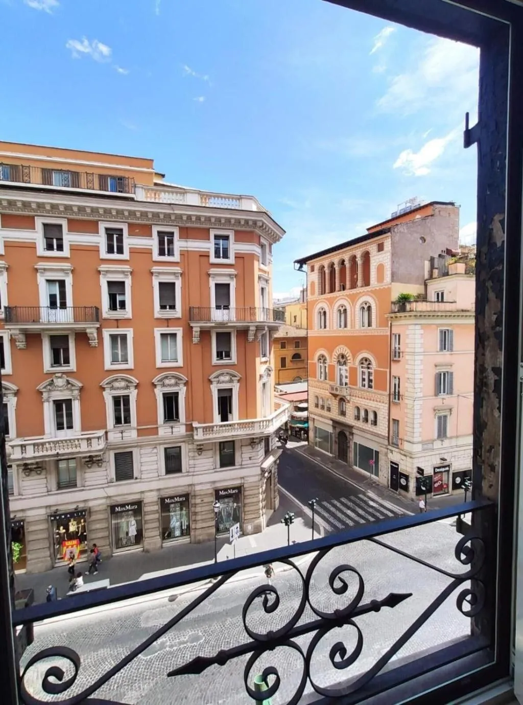 General view, Miami, Rome