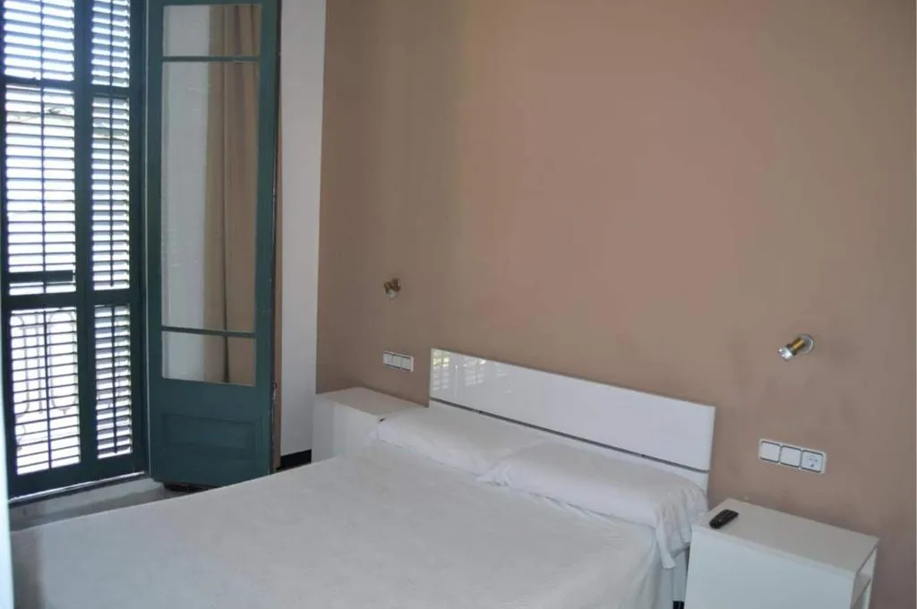 Room, Pensión Peiró, Barcelona