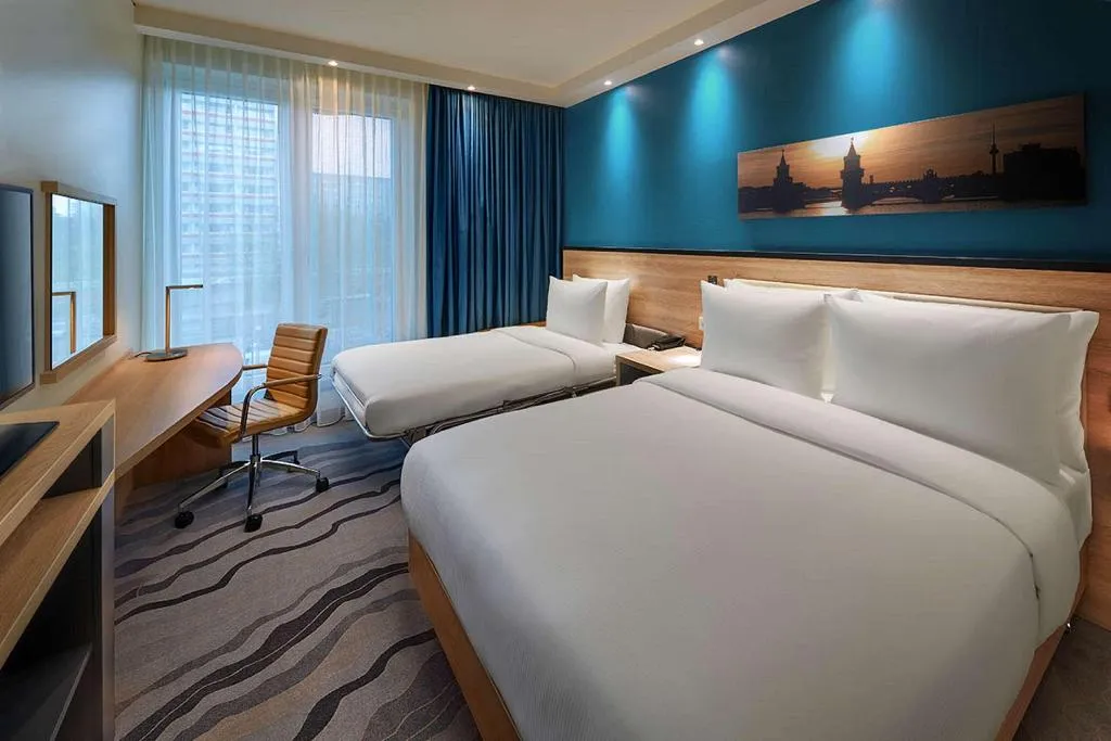 Room, Hampton by Hilton Berlin City Alexanderplatz, Berlin