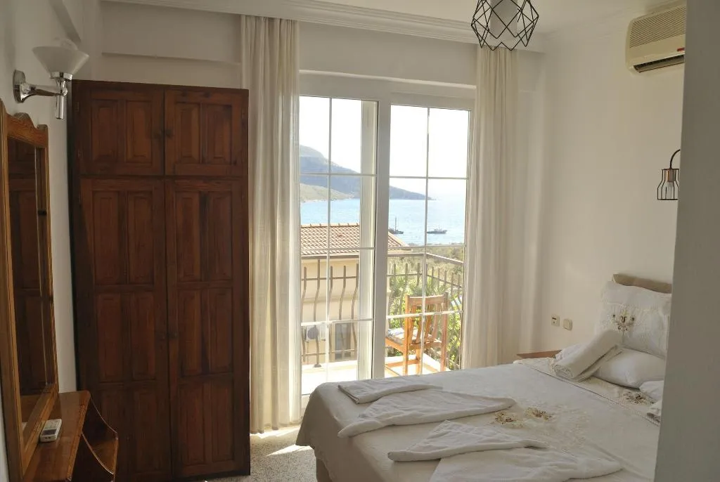 Room, Dionysia, Antalya