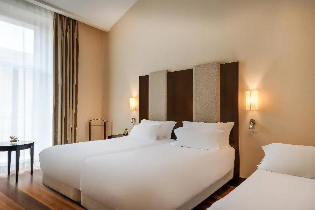 TRIPLE SUPERIOR Room, NH Collection Palacio de Aranjuez, Madrid