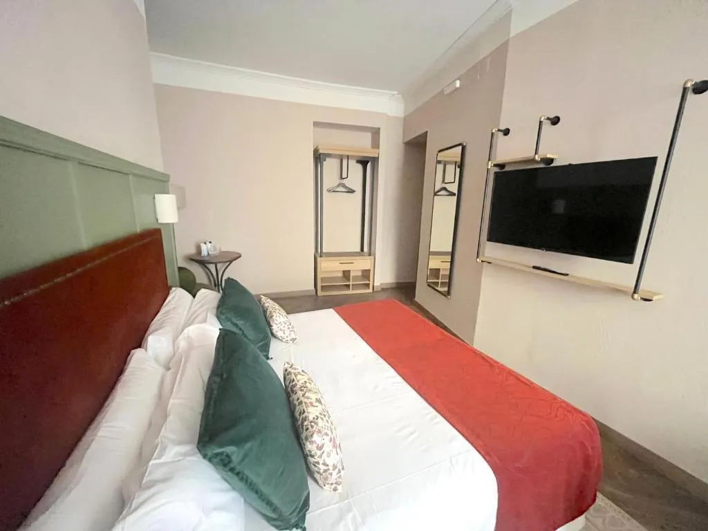 DOUBLE DELUXE Room, Honest Sevilla, Seville